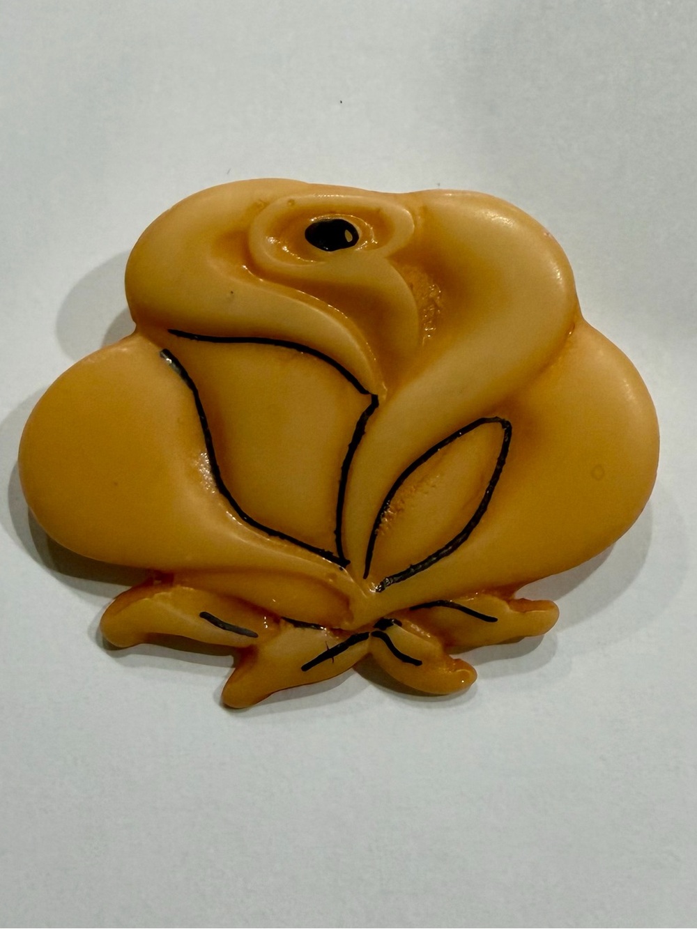 VTG Butterscotch Genuine Bakelite Carved Rose Brooch /Pin Dimensional